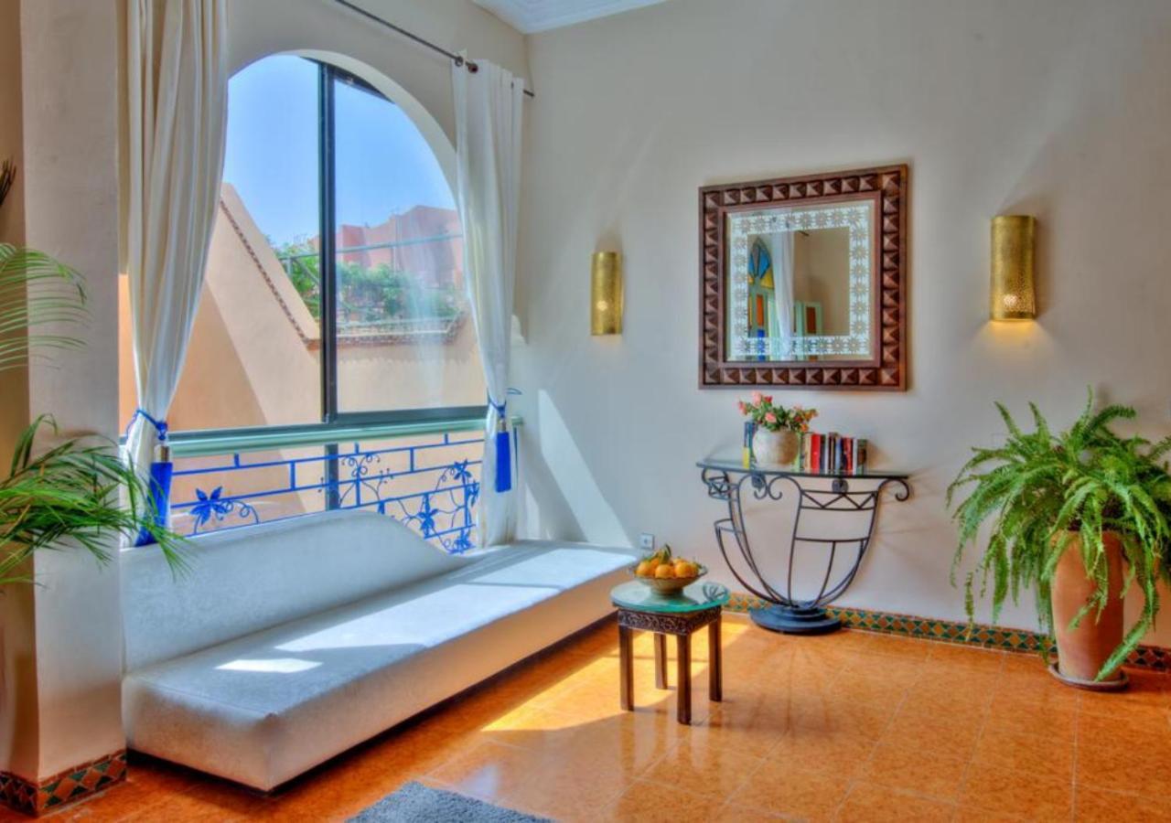Riad La Villa Bleue & Spa Marrakesh Exterior photo