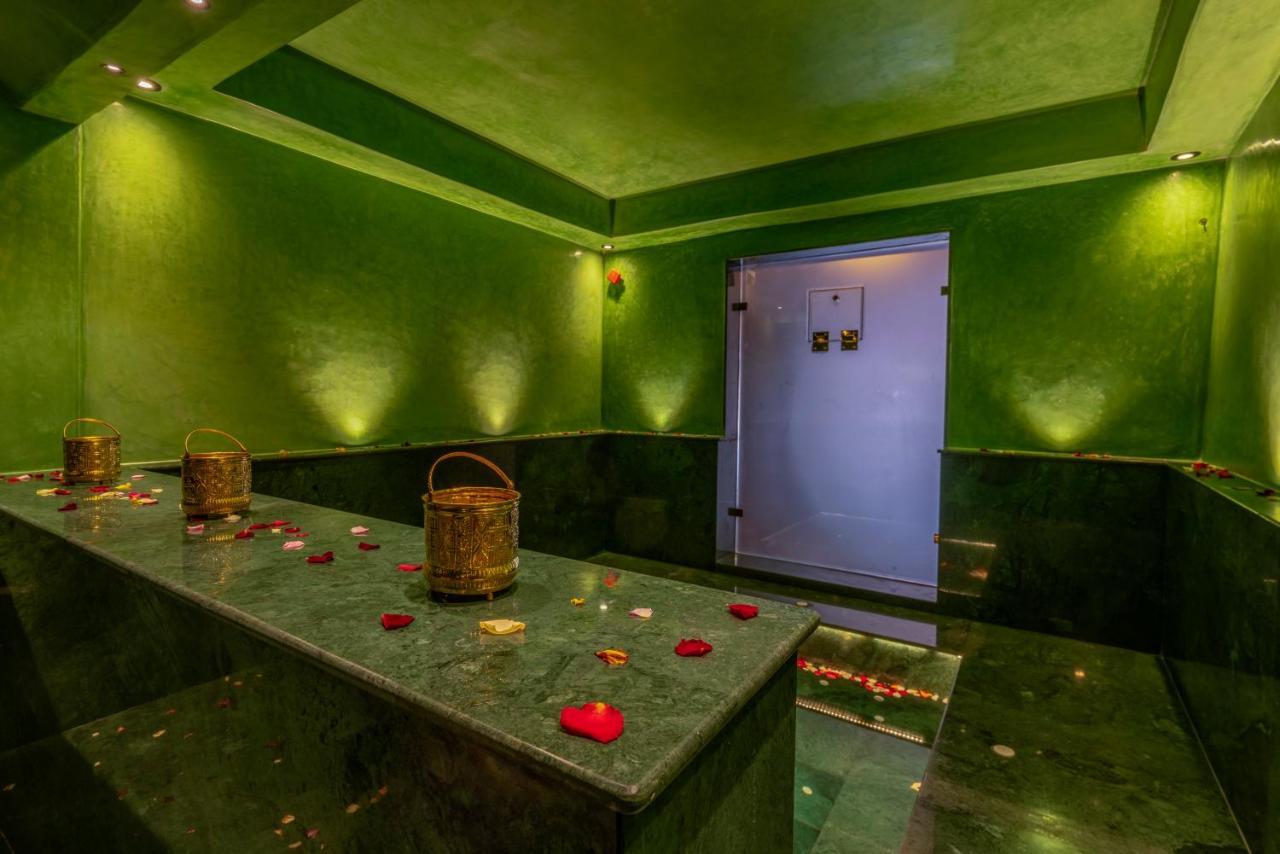 Riad La Villa Bleue & Spa Marrakesh Exterior photo